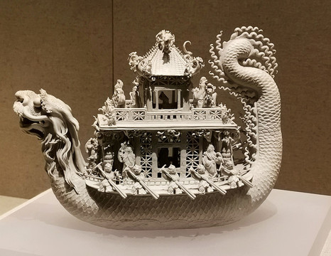 民國素胎鏤空龍舟