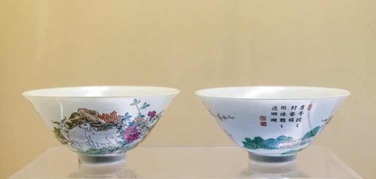 景德鎮(zhèn)窯粉彩三羊圖碗