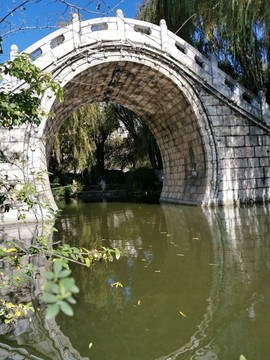 石拱橋
