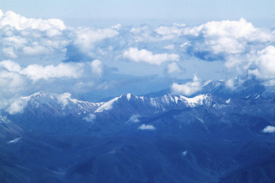 天山山脈