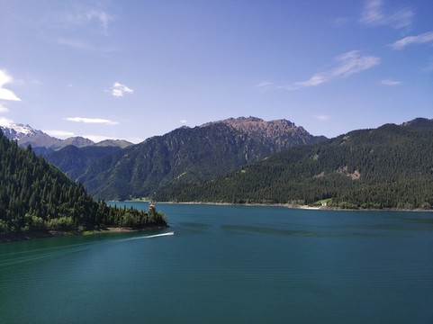 新疆天山天池