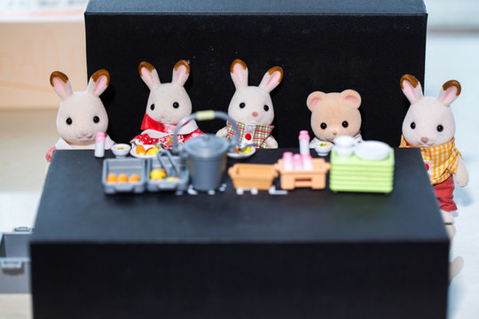 小動物聚餐