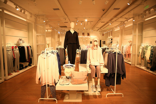 休閑服裝店