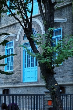 老建筑窗戶