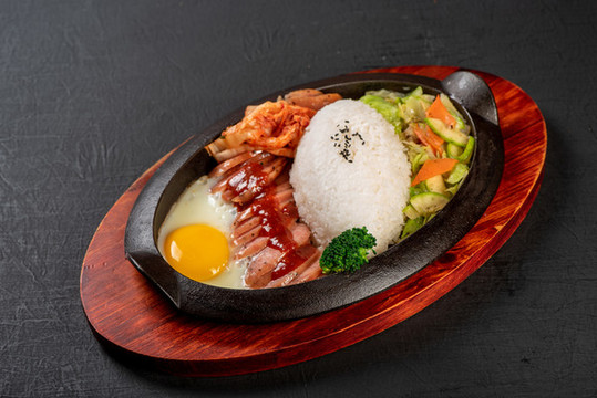 鐵板泡菜火腿飯