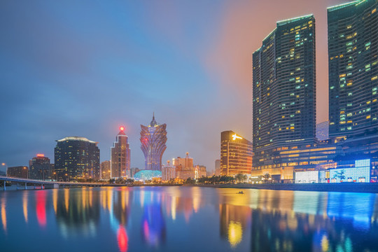 澳門(mén)城市建筑天際線(xiàn)和城市夜景