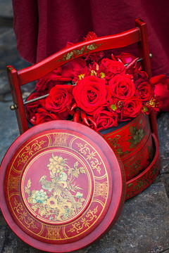 中式婚禮喜慶元素紅色鮮花裝飾
