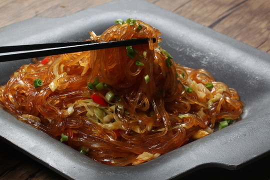 卷心菜炒粉條