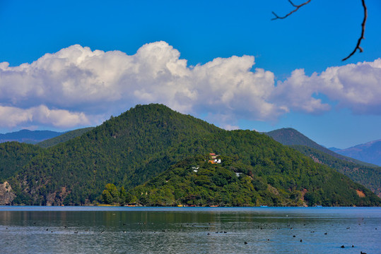 瀘沽湖
