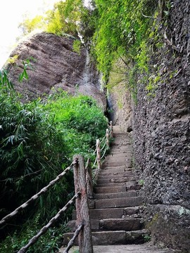 劍門關(guān)棧道