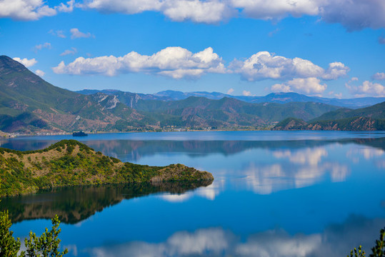 瀘沽湖