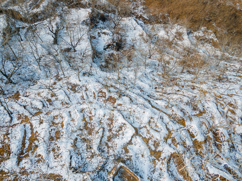 航拍雪后的濟南柳埠長城嶺14