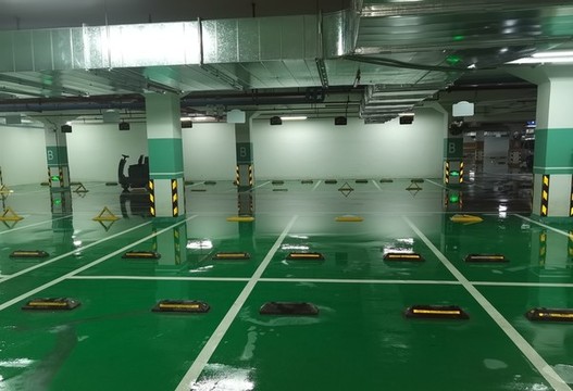 地下停車場