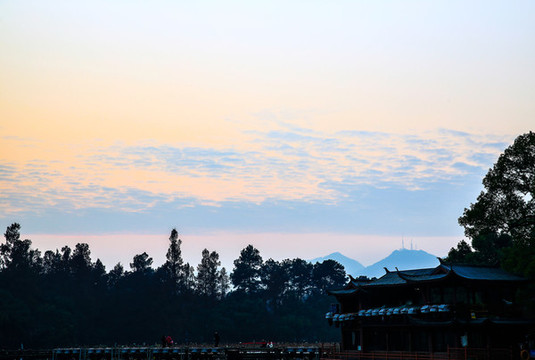 江南風(fēng)景畫