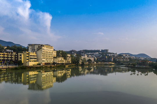 從化溫泉鎮(zhèn)流溪河風(fēng)光