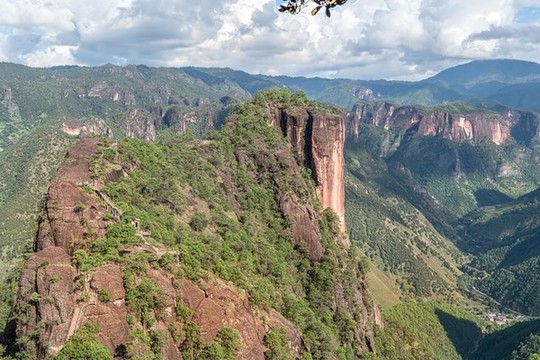 千龜山