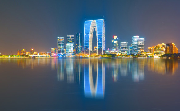 蘇州東方之門夜景