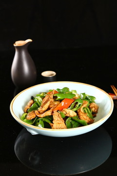 青椒炒肉
