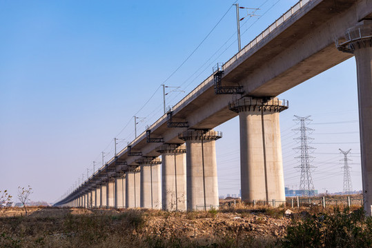 鐵路高架橋
