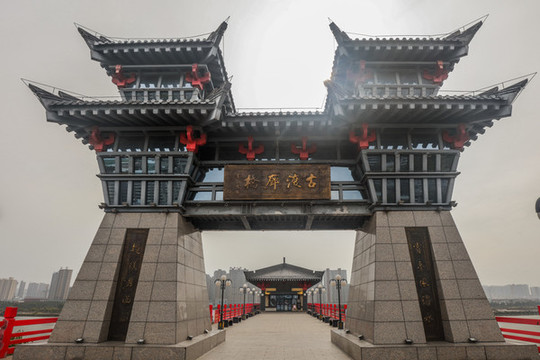 咸陽(yáng)古渡廊橋