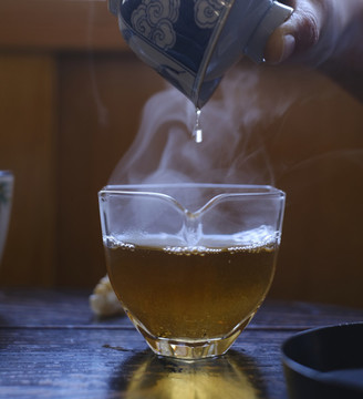 茶藝師泡茶