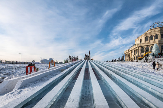 長春冰雪新天地冰雕和建筑景觀