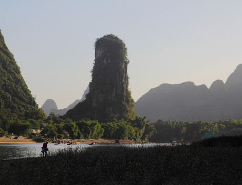 書童山