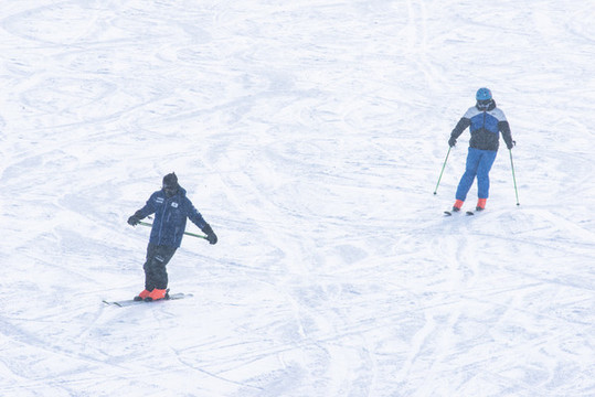 滑雪運動