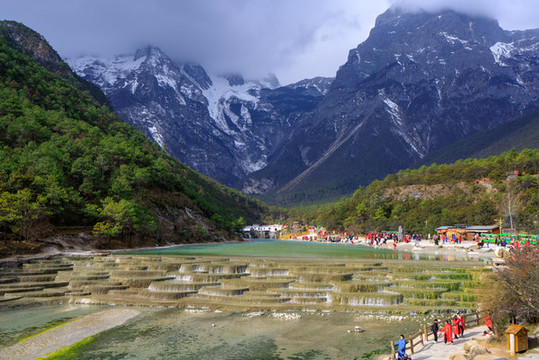 云南麗江玉龍雪山藍月谷白水河