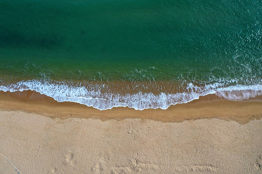 海水沙灘