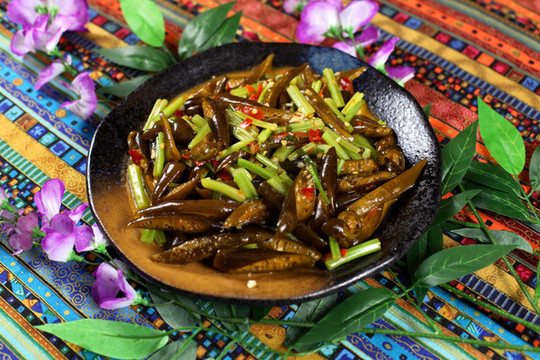 芹菜燒茄子