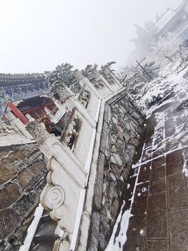 天門山寺雪景