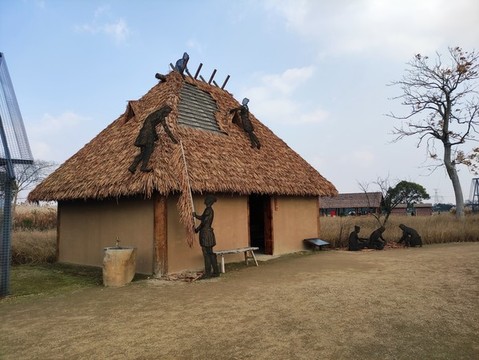搭建茅草屋