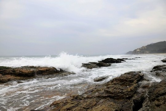 海浪海岸巖石灘