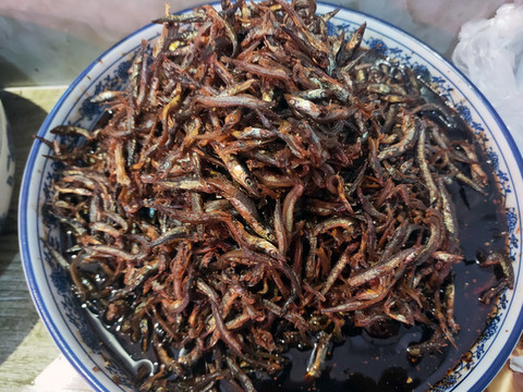 香辣小魚