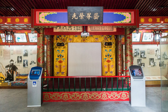 長椿寺梨園盛景展覽戲臺