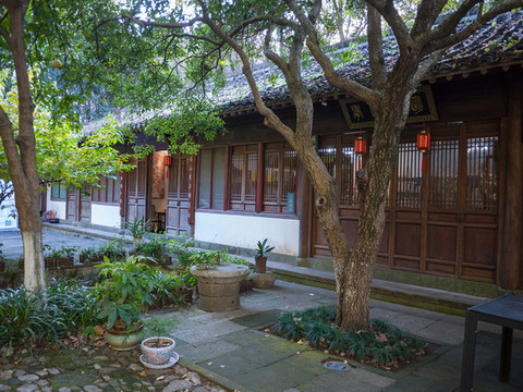 杭州吳山三茅觀內(nèi)書館