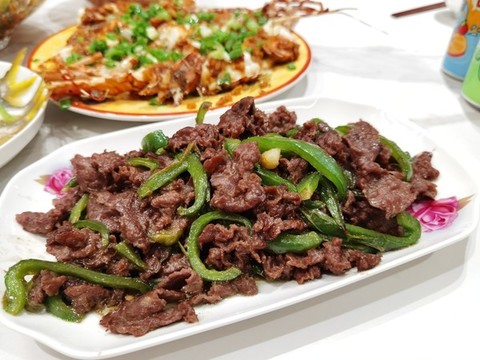 爆炒牛肉