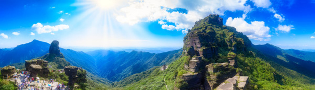 貴州梵凈山航拍風(fēng)光
