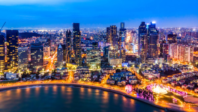 航拍青島海岸線建筑景觀夜景