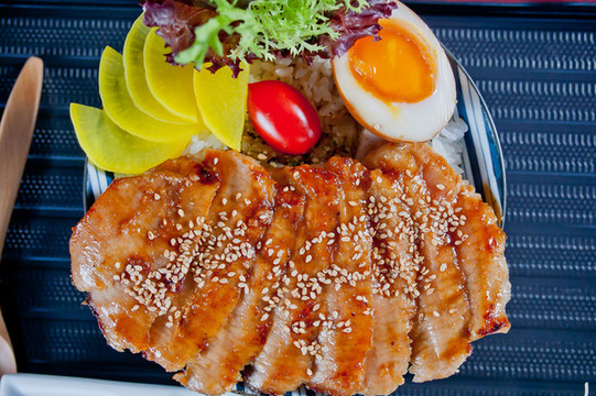 松坂豬排飯