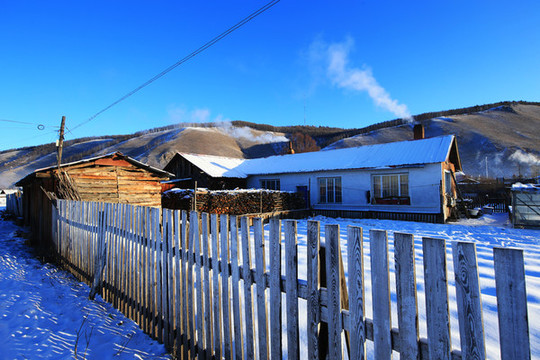 大興安嶺林區(qū)雪村人家