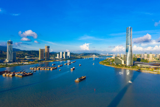 橫琴新區(qū)與珠海中心大廈