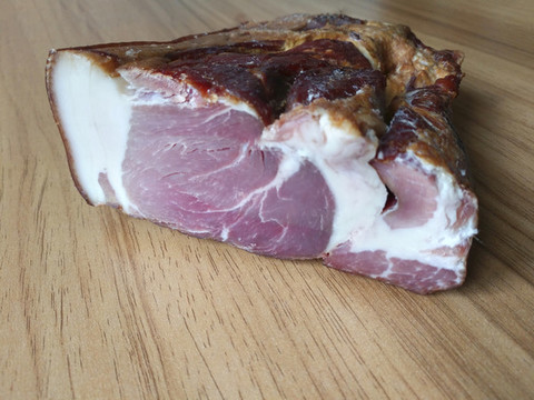 靜物一塊臘肉