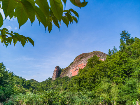 龜形山