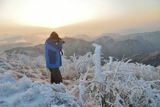 雪地攝影人