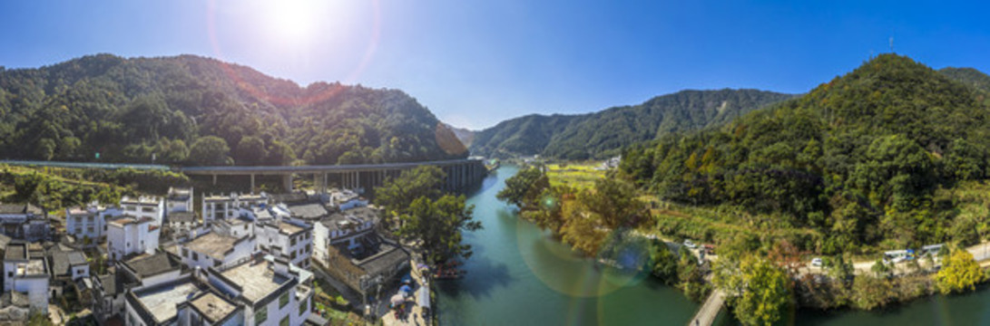 綠水青山秋色村莊寬幅大圖