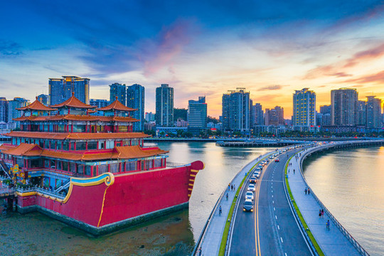 珠海市情侶路新月橋