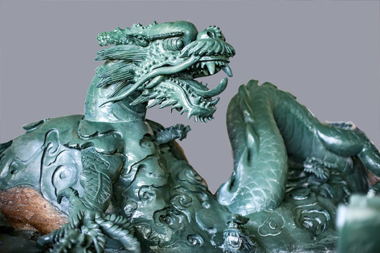 龍型雕塑