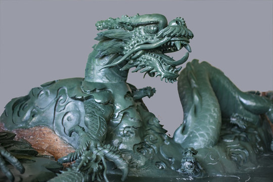 龍型雕塑